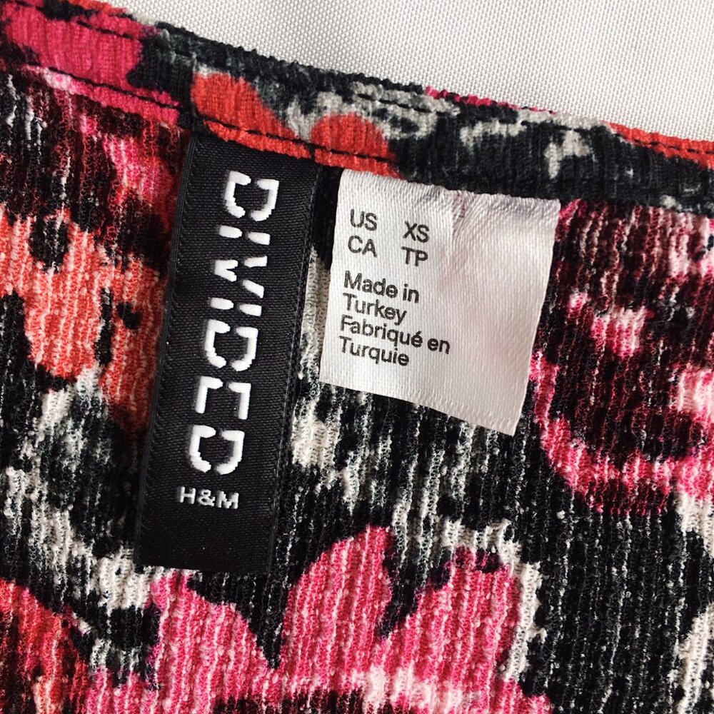 NWOT H&M Floral Puff-Sleeved Crop Top - Picture 5 of 7